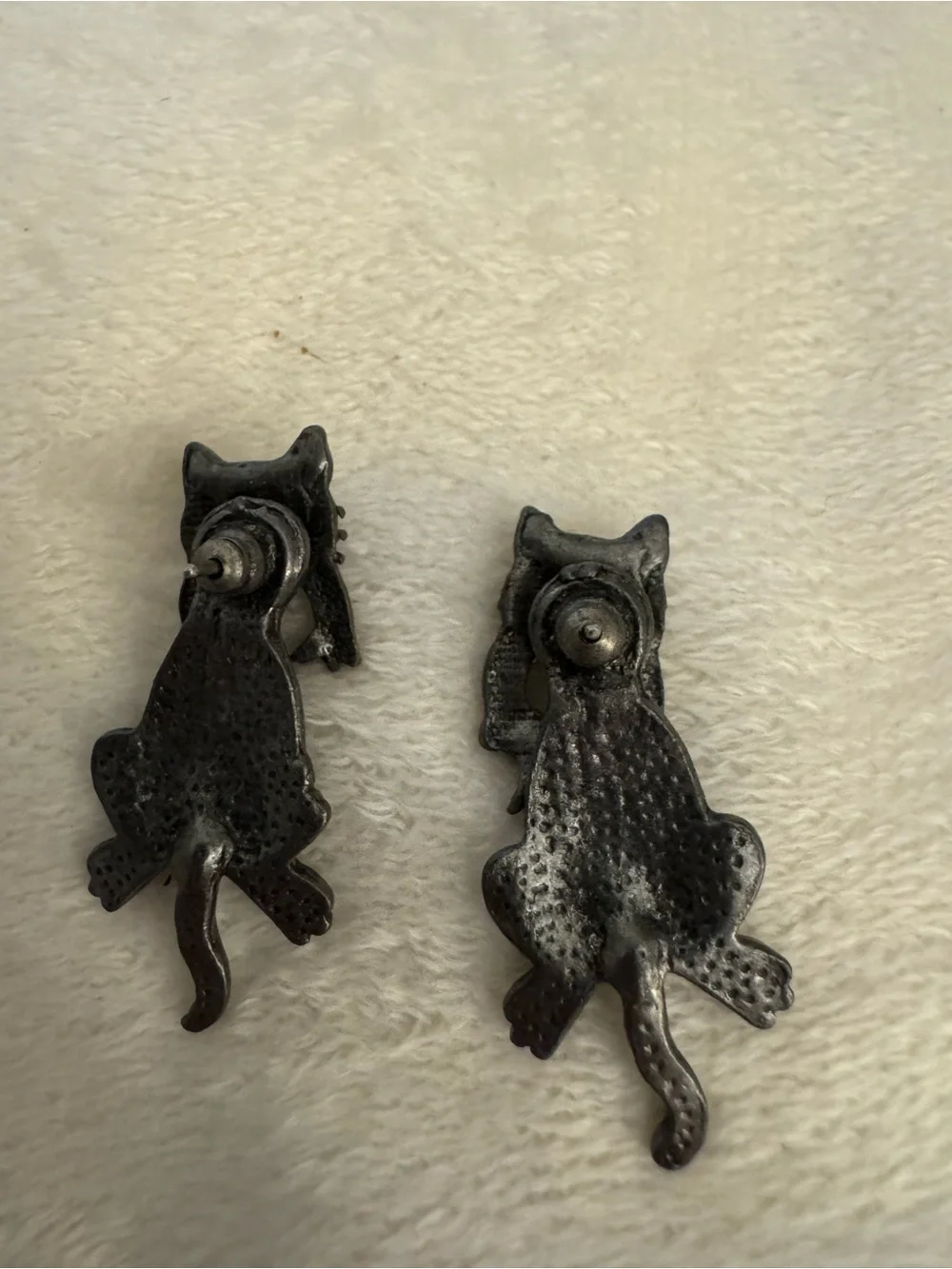 Rhinestone-Eye Silver Cat Charm for Cat Collars